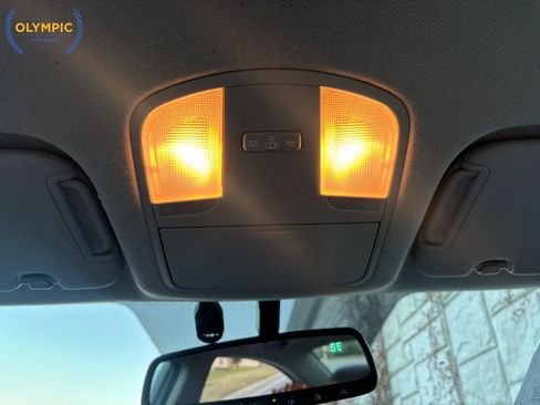 Used 2017 Hyundai Elantra Limited image 33