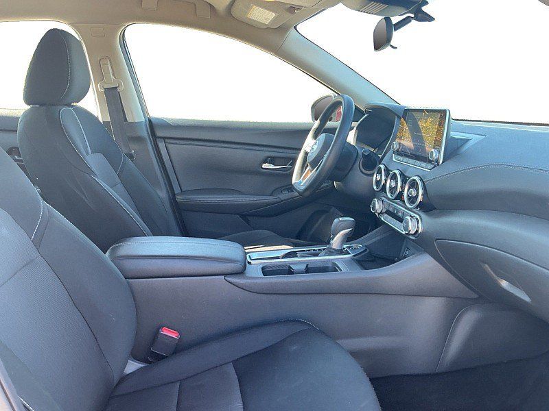 Used 2025 Nissan Sentra SV FWD image 14