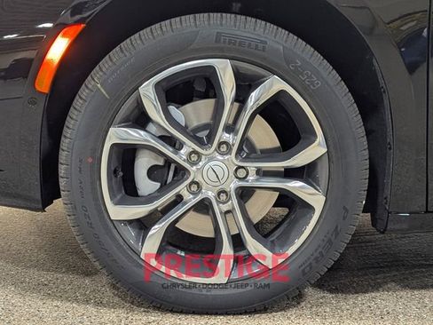 New 2026 Chrysler Pacifica Pinnacle image 33