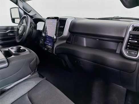Used 2025 RAM 1500 Big Horn AWD/4WD image 30