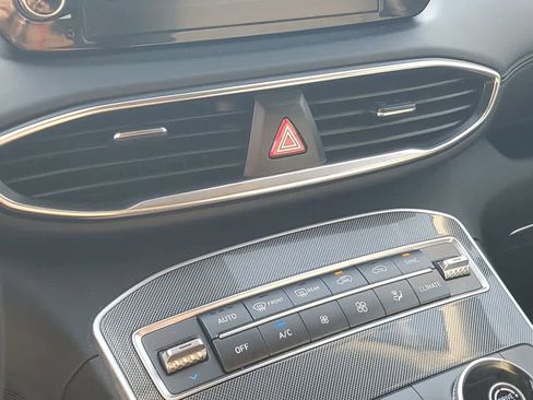 Used 2021 Hyundai Santa Fe SEL w/ Convenience Package image 28