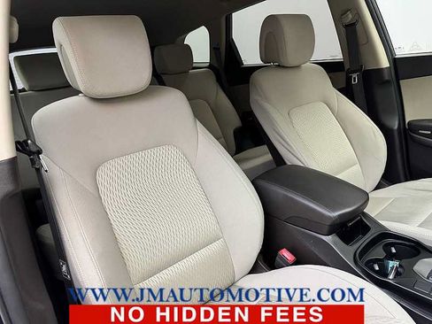 Used 2014 Hyundai Santa Fe GLS AWD/4WD image 23
