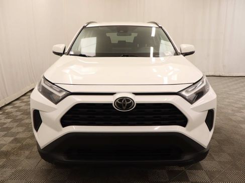 Used 2024 Toyota RAV4 XLE FWD image 4