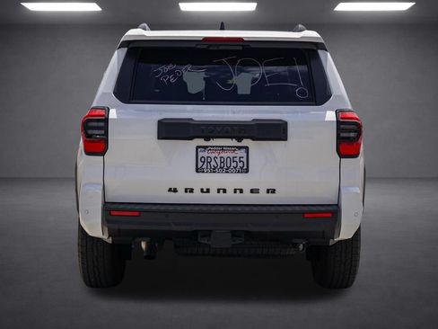 Used 2025 Toyota 4Runner TRD Off-Road Premium w/ Tow Technology Package AWD/4WD image 5