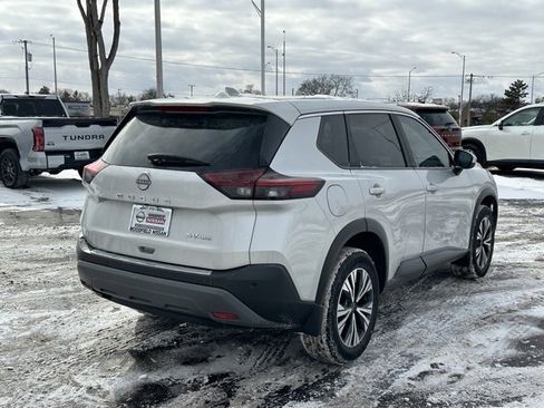 Certified 2023 Nissan Rogue SV image 4
