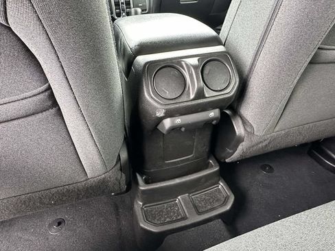 Used 2024 Jeep Wrangler Unlimited w/ Convenience Group AWD/4WD image 13