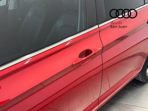 Used 2022 Volkswagen Jetta SE w/ Panoramic Sunroof Package FWD image 7