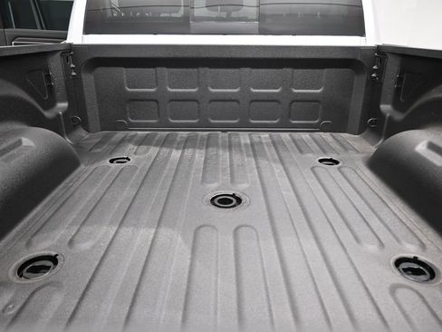 New 2026 RAM 2500 Laramie w/ Night Edition AWD/4WD image 16