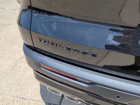 New 2026 Chevrolet Traverse LT w/ Midnight/Sport Edition FWD image 40