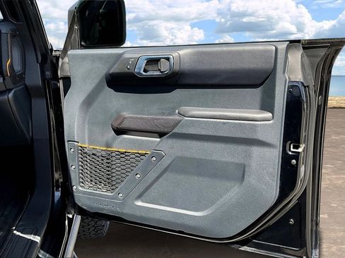 Used 2024 Ford Bronco Badlands image 30