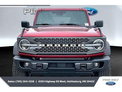 New 2025 Ford Bronco Badlands w/ Sasquatch Package AWD/4WD image 3