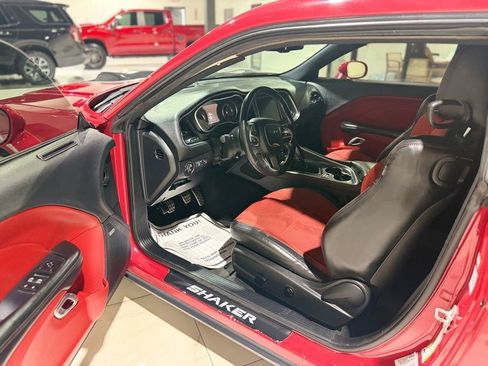 Used 2015 Dodge Challenger R/T Plus RWD image 12
