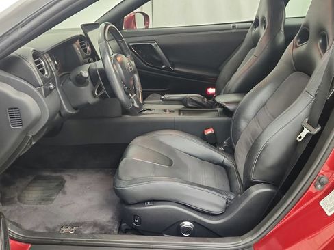 Used 2015 Nissan GT-R Premium AWD/4WD image 28