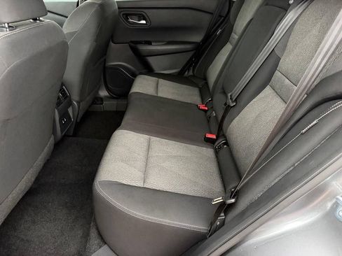Used 2025 Nissan Rogue SV FWD image 11