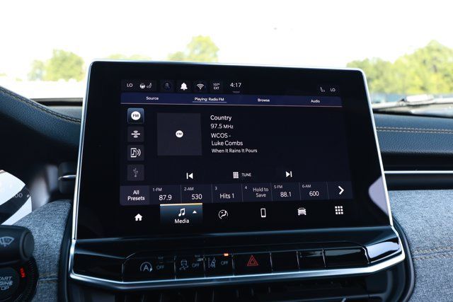 New 2026 Jeep Compass Latitude AWD/4WD image 16