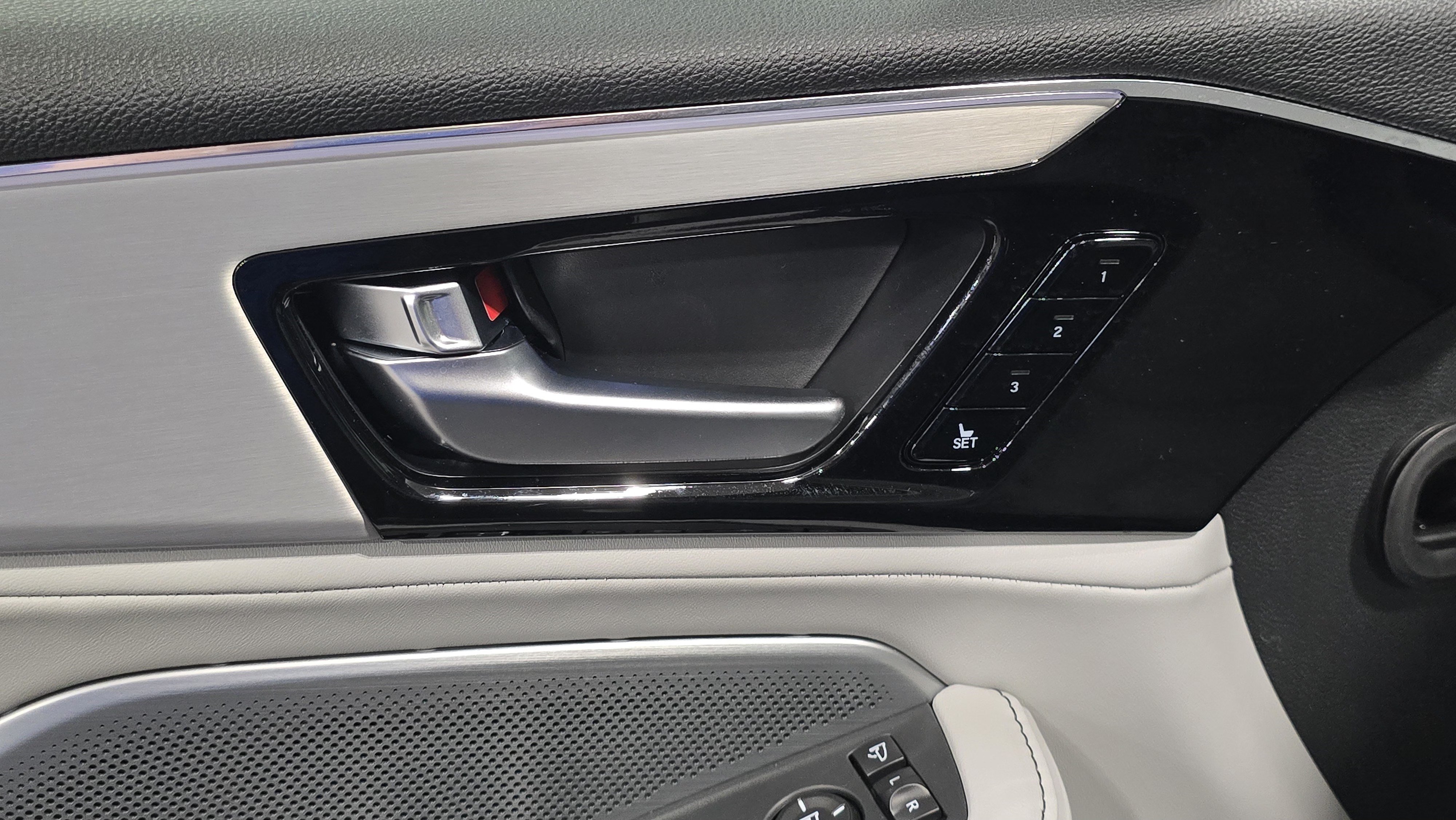 Used 2026 Acura MDX w/ Technology Package FWD image 19