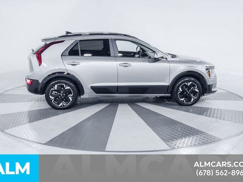 Used 2024 Kia Niro Wind image 12