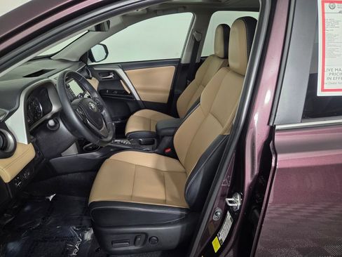 Used 2018 Toyota RAV4 Limited FWD image 8