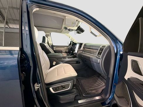 Used 2023 RAM 1500 Limited AWD/4WD image 32