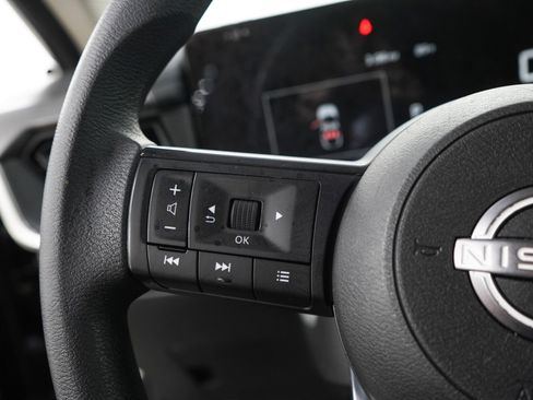 Used 2025 Nissan Kicks S FWD image 24
