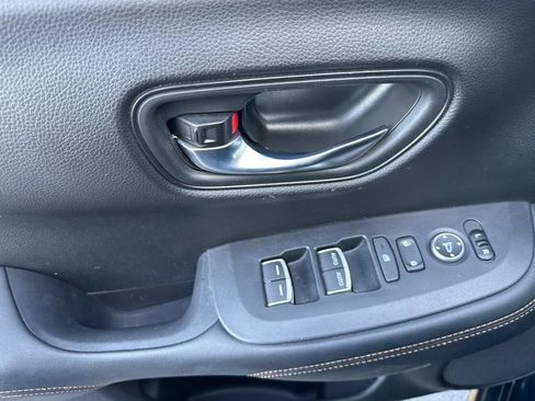 Certified 2024 Honda HR-V Sport image 15