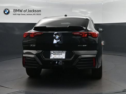 New 2026 BMW X2 xDrive28i w/ Technology Package AWD/4WD image 6