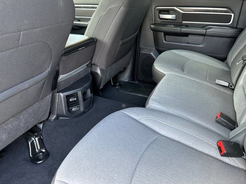 Used 2024 RAM 2500 Big Horn AWD/4WD image 13