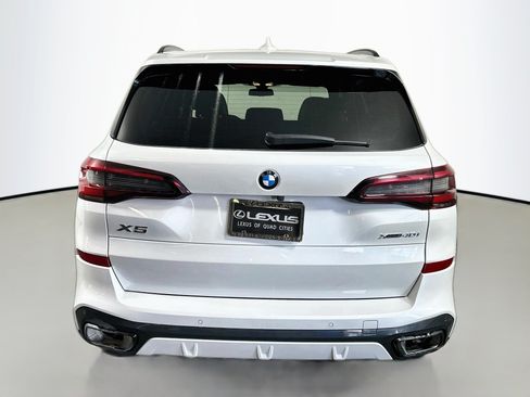 Used 2023 BMW X5 xDrive40i w/ M Sport Package AWD/4WD image 6