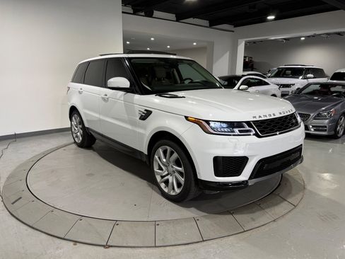 Used 2018 Land Rover Range Rover Sport HSE image 8