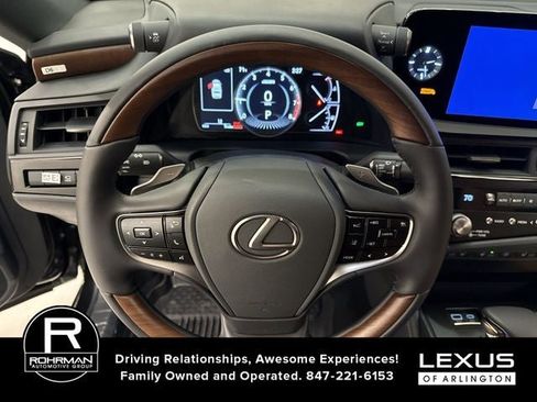 New 2025 Lexus ES 350 Ultra Luxury image 10
