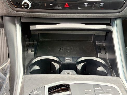 Certified 2024 BMW 330i Sedan image 30