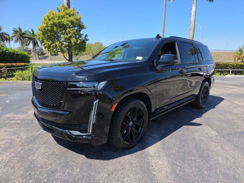 Used 2024 Cadillac Escalade Sport Platinum w/ LPO, Floor Liner Package image 11