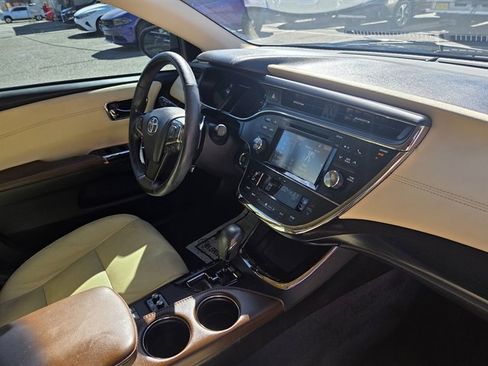 Used 2017 Toyota Avalon Touring w/ Carpet Mat Package image 6