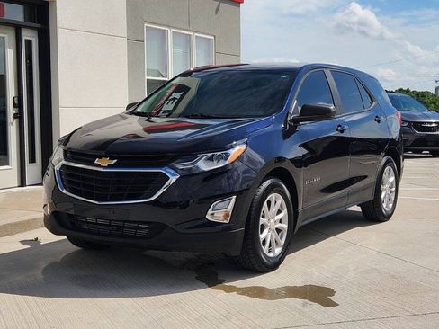 Used 2020 Chevrolet Equinox LS w/ LS Convenience Package FWD image 24