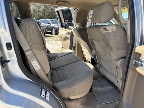 Used 2007 Nissan Pathfinder SE image 7