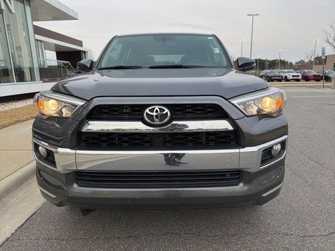 Used 2016 Toyota 4Runner Limited image 9