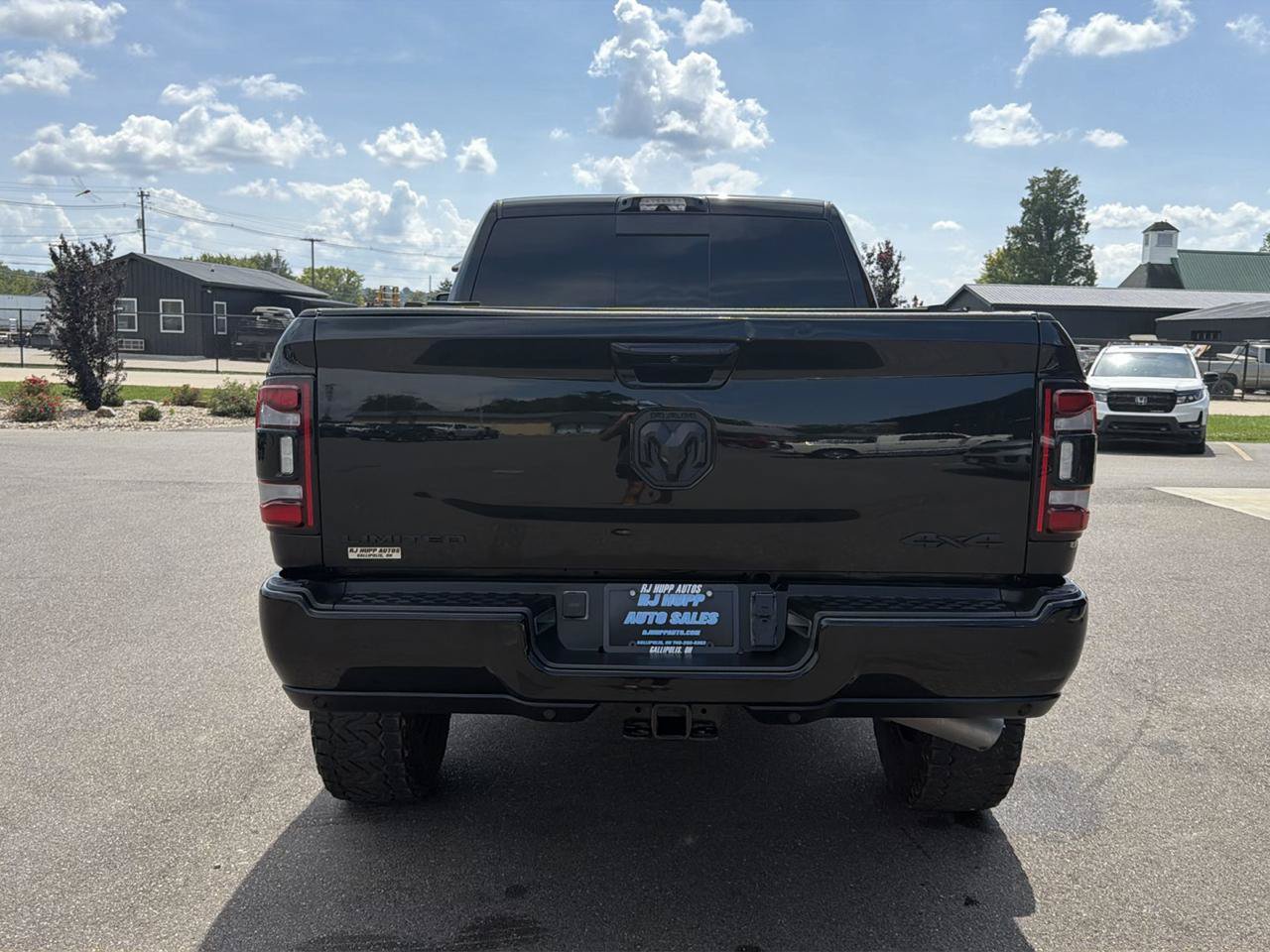 Used 2024 RAM 2500 Limited AWD/4WD image 5