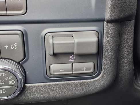 New 2026 Chevrolet Tahoe Premier image 12