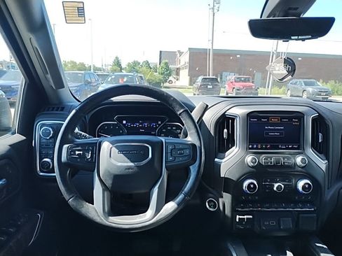 Used 2021 GMC Sierra 1500 Denali w/ Denali Ultimate Package AWD/4WD image 17