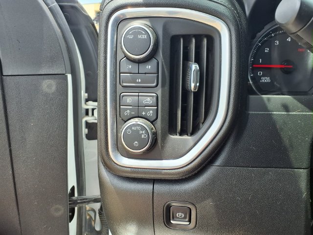 Used 2021 Chevrolet Silverado 3500 LT w/ Convenience Package AWD/4WD image 17