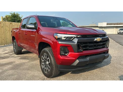 Used 2023 Chevrolet Colorado LT w/ LT Convenience Package III RWD image 7