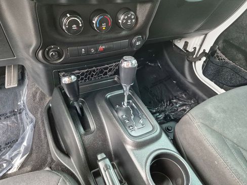 Used 2017 Jeep Wrangler Unlimited Sport w/ Quick Order Package 24S image 27