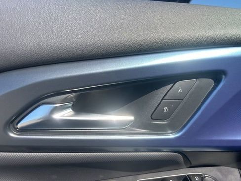 New 2026 Chevrolet Equinox EV LT image 12