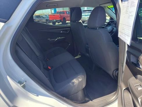 Certified 2023 Chevrolet Bolt EUV LT FWD image 11
