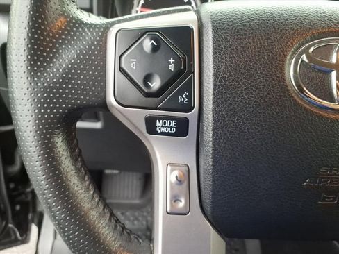 Used 2020 Toyota 4Runner Limited image 31