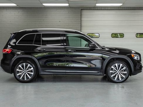 Used 2020 Mercedes-Benz GLB 250 4MATIC image 3