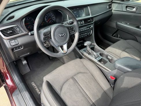 Used 2017 Kia Optima LX w/ Convenience Plus Package image 12