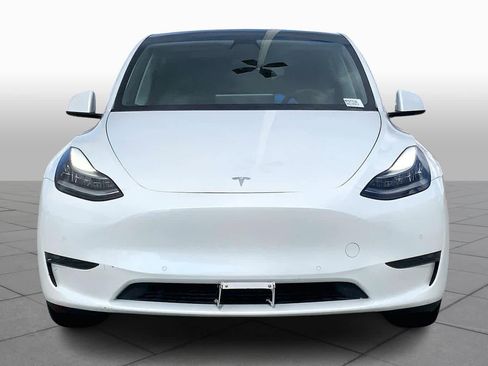 Used 2021 Tesla Model Y Long Range image 3