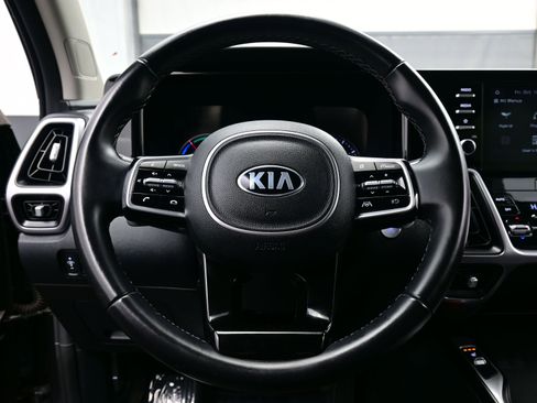 Used 2021 Kia Sorento S image 26