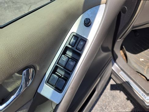 Used 2009 Nissan Murano S w/ Convenience Pkg FWD image 15